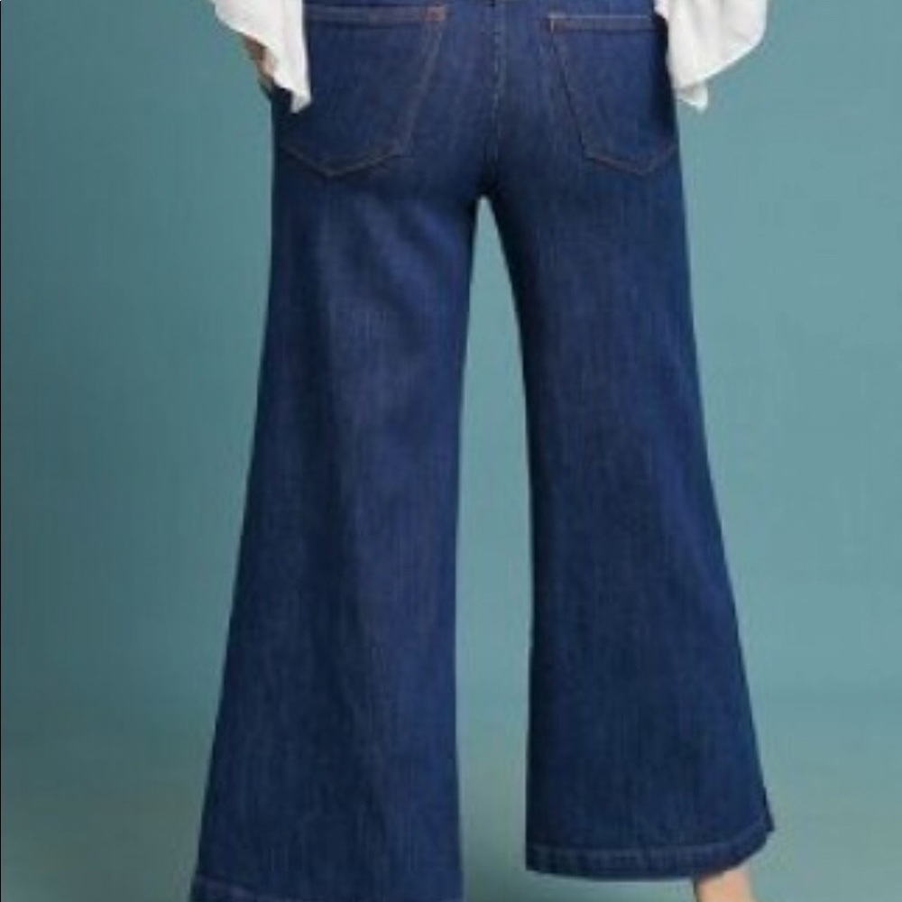 Wide leg, crop jeans